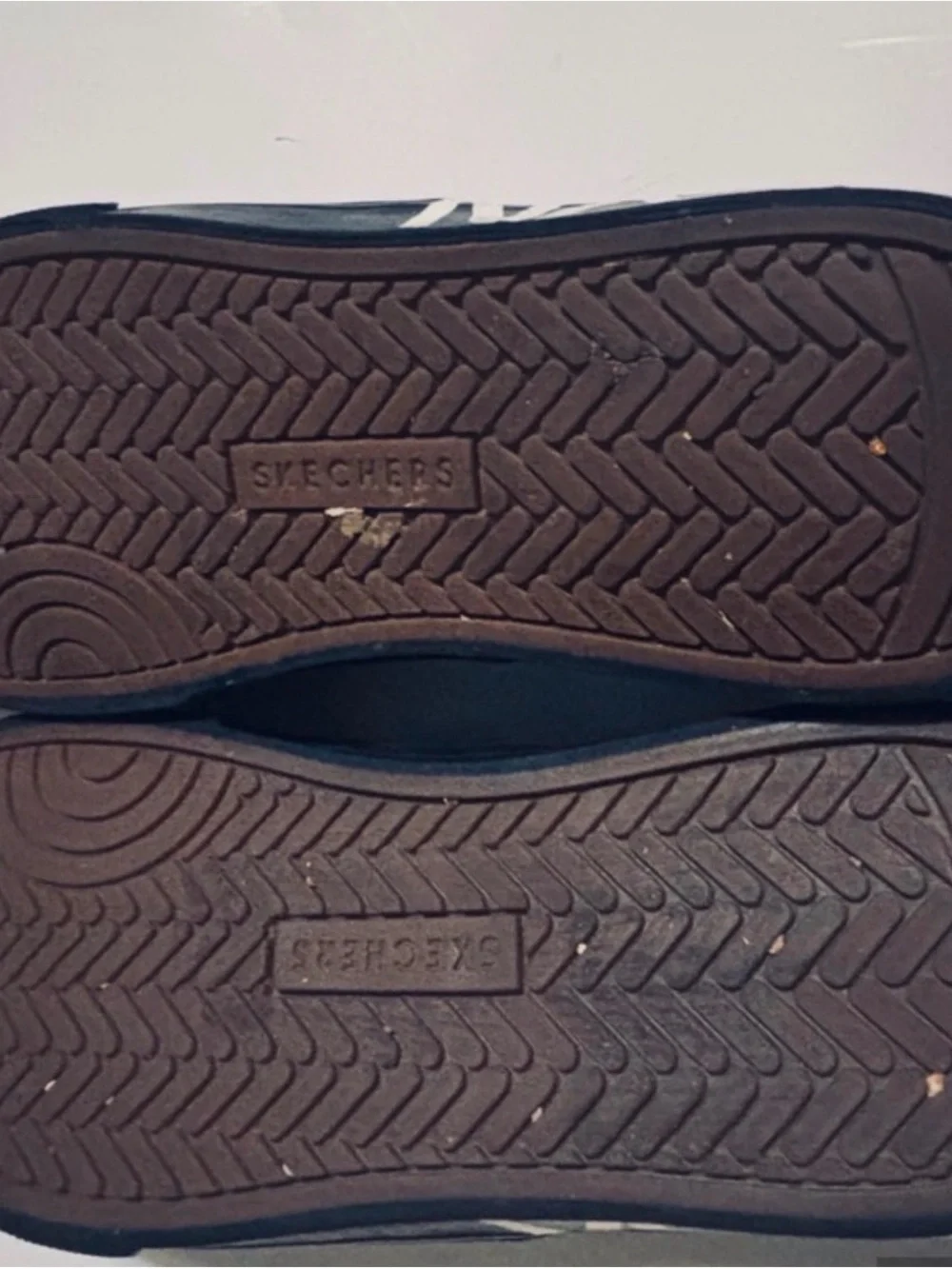 Skechers slip men’s